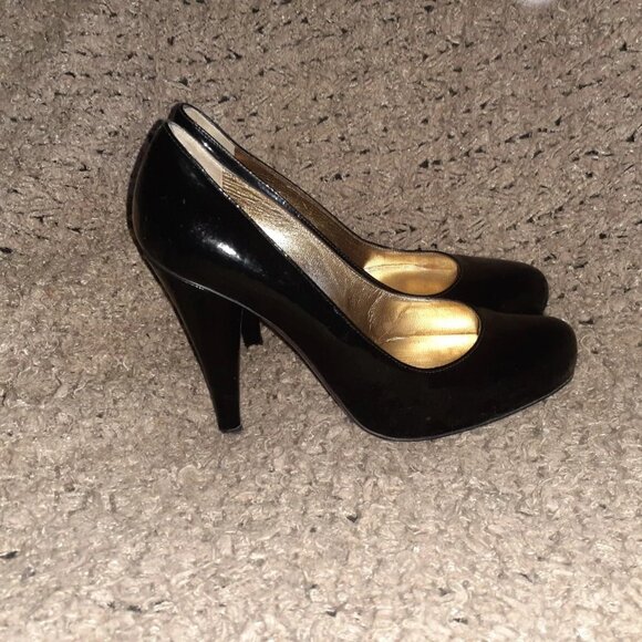 DOLCE AND GABBANA-Vernice Naplack Pumps-Black Crinkly Patent Leather-Sz 5.5-EX - Picture 4 of 7